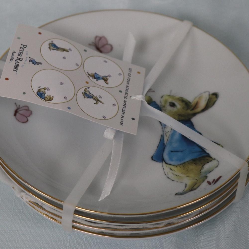 BEATRIX POTTER PETER RABBIT EASTER 4 ASSORTED APPETIZER PLATES - NEW